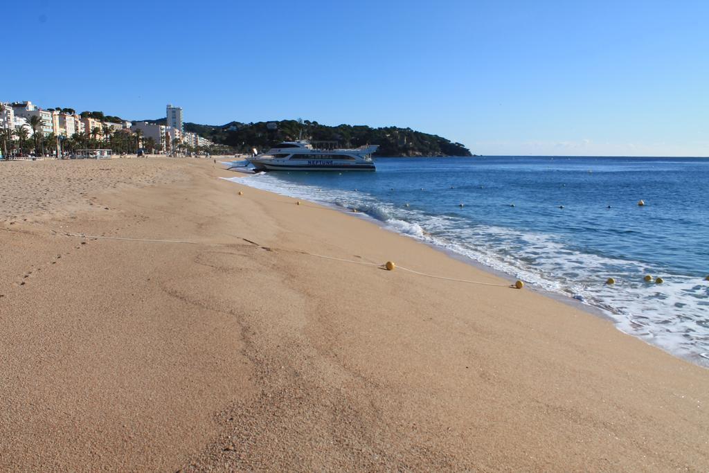 Piso Jover Alojamiento Para Mayores De 25 Anos !! Lloret de Mar Esterno foto